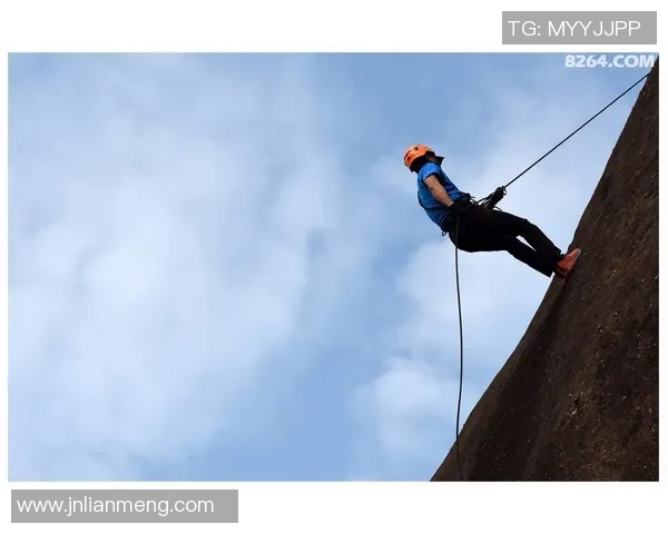 广州攀岩队的默契配合与攀岩技巧探讨之旅